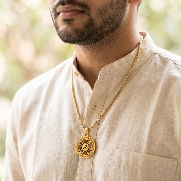 Gold Chain with Om Mahamrityunjaya Pendant