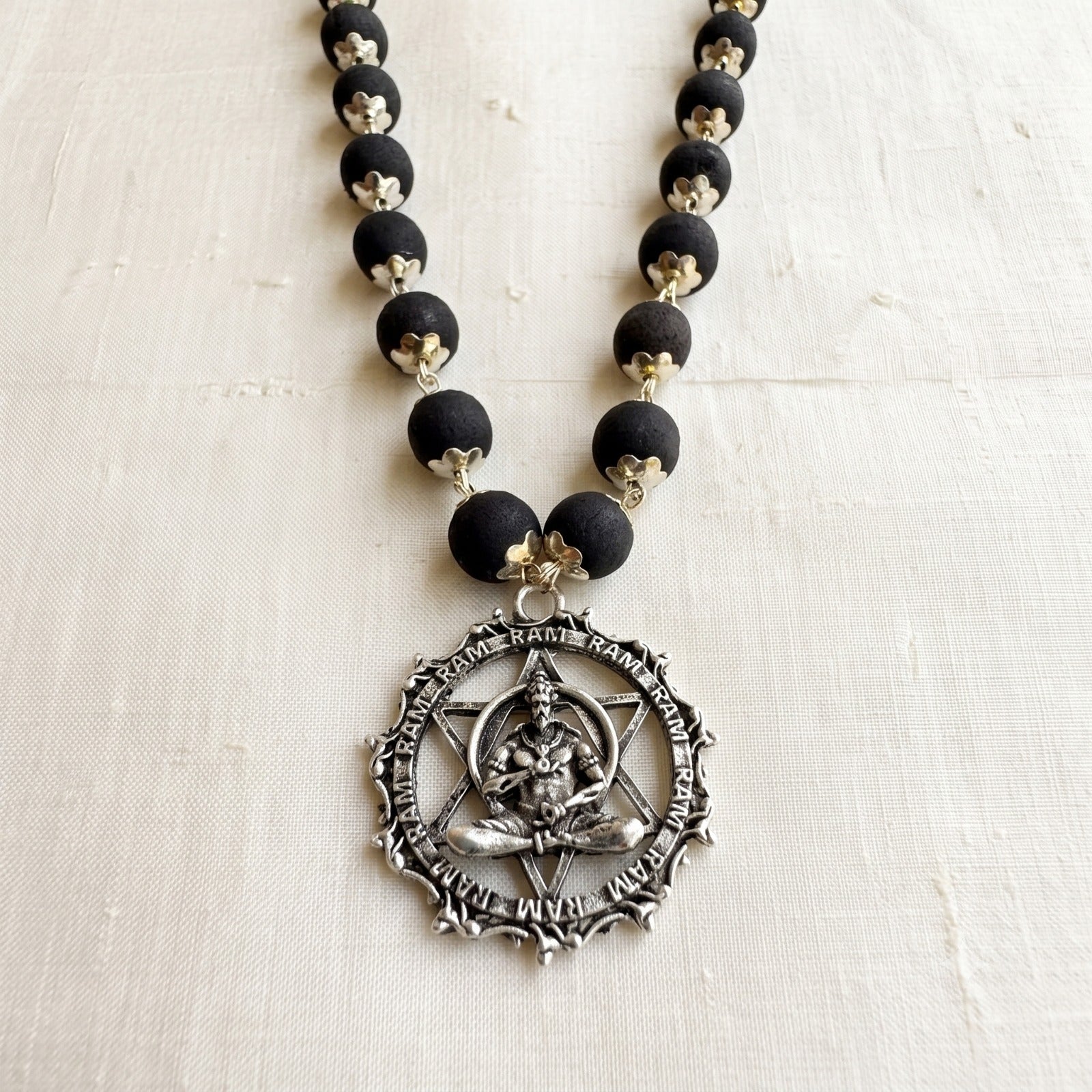 Karungali Silver-Capped Mala with Hanuman Dhyan Chakra Pendant